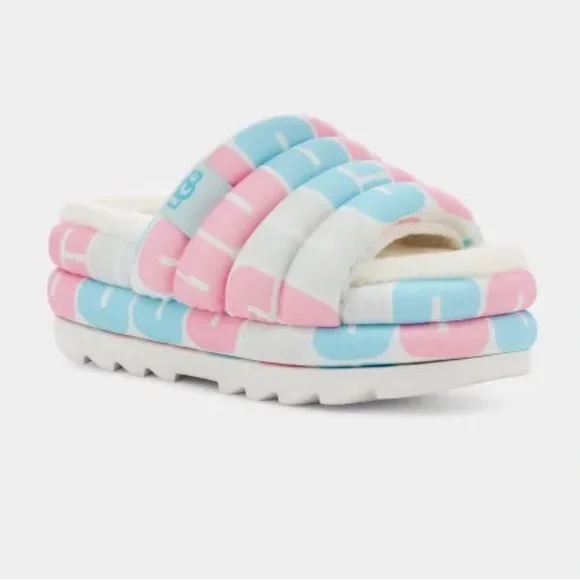 UGG Pride Slide - Pink & Blue Lettering - Size 7 - Picture 2 of 6